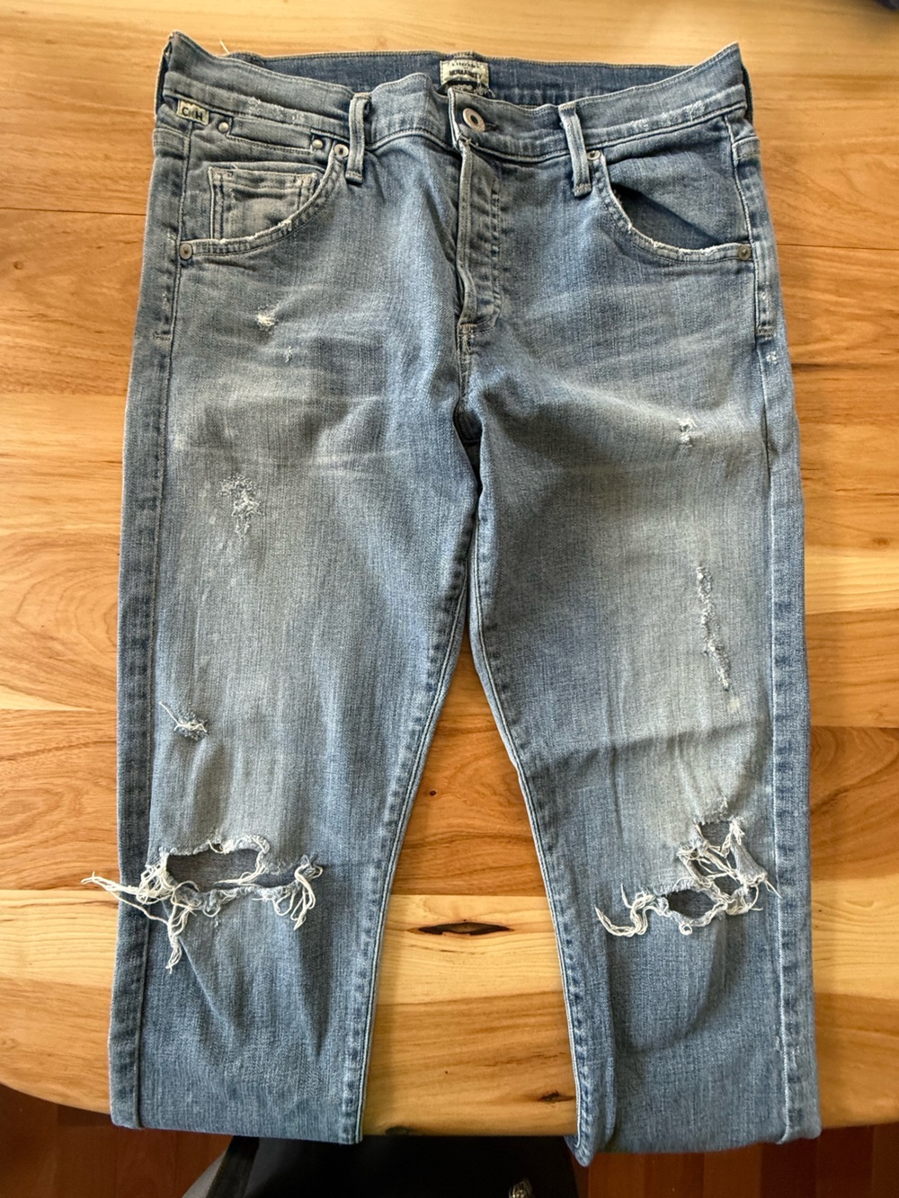 Citizen's of Humanity Women’s Distressed Light Blue Jeans - Size 27